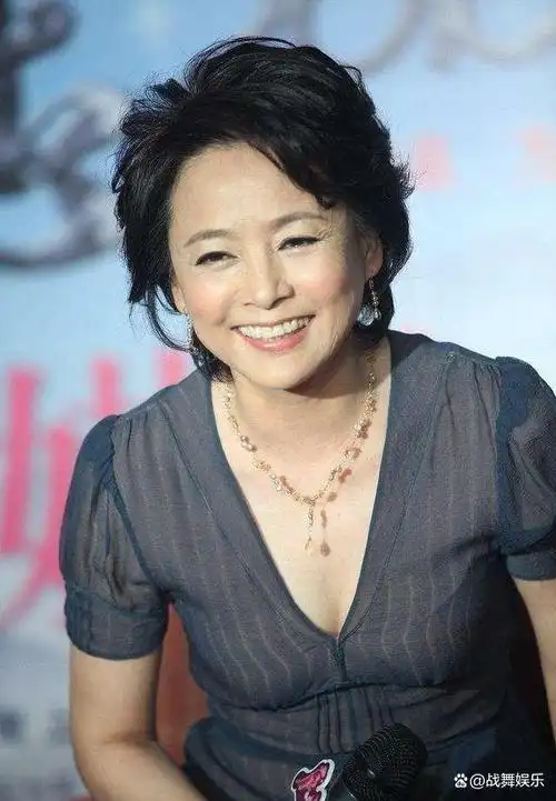 张瑜:一个决定让她离婚还无戏可拍,如今65岁,依旧是单身一人