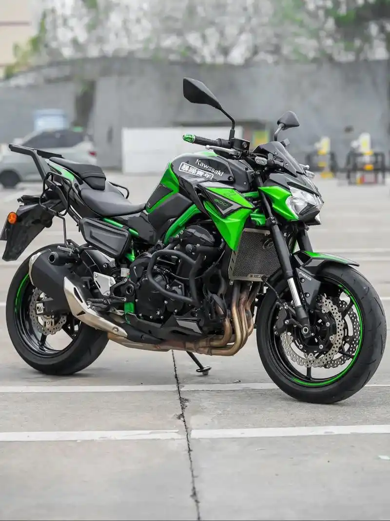 川崎22年川崎z900 精品车况.准新车 5000 ㎞简介 - 抖音