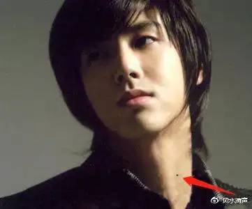 脖子上有痣的男人是怀才不遇型,既然有才,那么自然要有一点儿个性