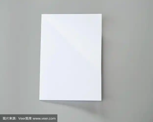 海报模型纸,白纸孤立在灰色背景,空白人像纸a4.