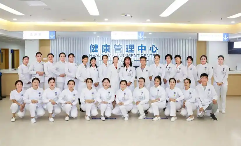 科室集体照 - p图后