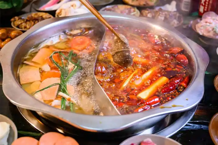 没有什么比味蕾的满足更有幸福感了,在楠火锅,和重庆美食的相遇,让我