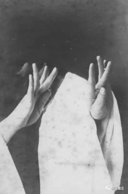 梅兰芳示范兰花指