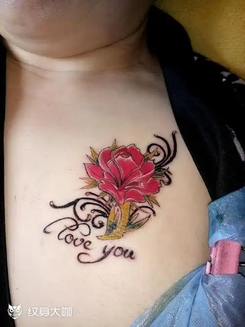 胸部玫瑰95一枚_纹身图案手稿图片_皓技艺的纹身作品集