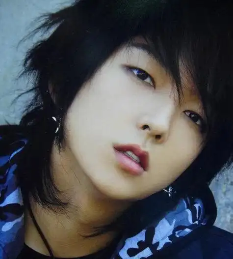 花美男李准基多倒霉?被骗光多年积蓄,女友分手嫁人,他39岁未婚