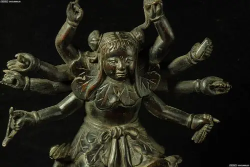 紫檀雕三太子立像