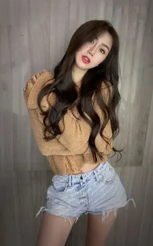 女人如花人淡如菊陈露久违的猫步宛如仙女孙悦好福气