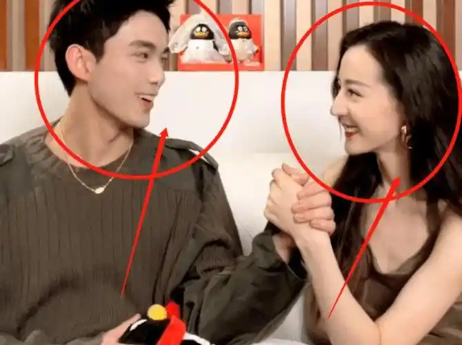 让人感觉非常有安全感,所以也很符合男主的形象,这次与迪丽热巴同框