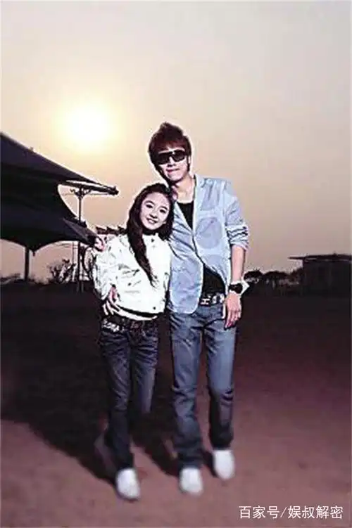 miki张木易婚纱照曝光 他们真结婚了吗