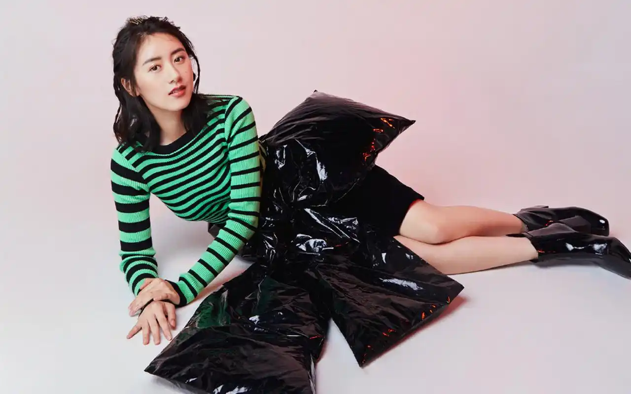 袁冰妍个性写真图片桌面壁纸