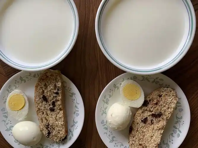 5月8号早餐,,,面包,honey oak cereal.