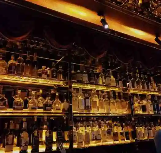 京斗云威士忌雪茄俱乐部(台湾街店)