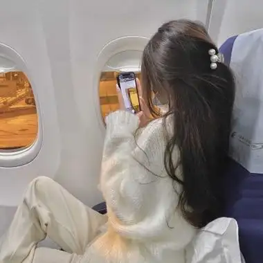 2021女生头像简单干净大方高清2021女生头像简单干净图片