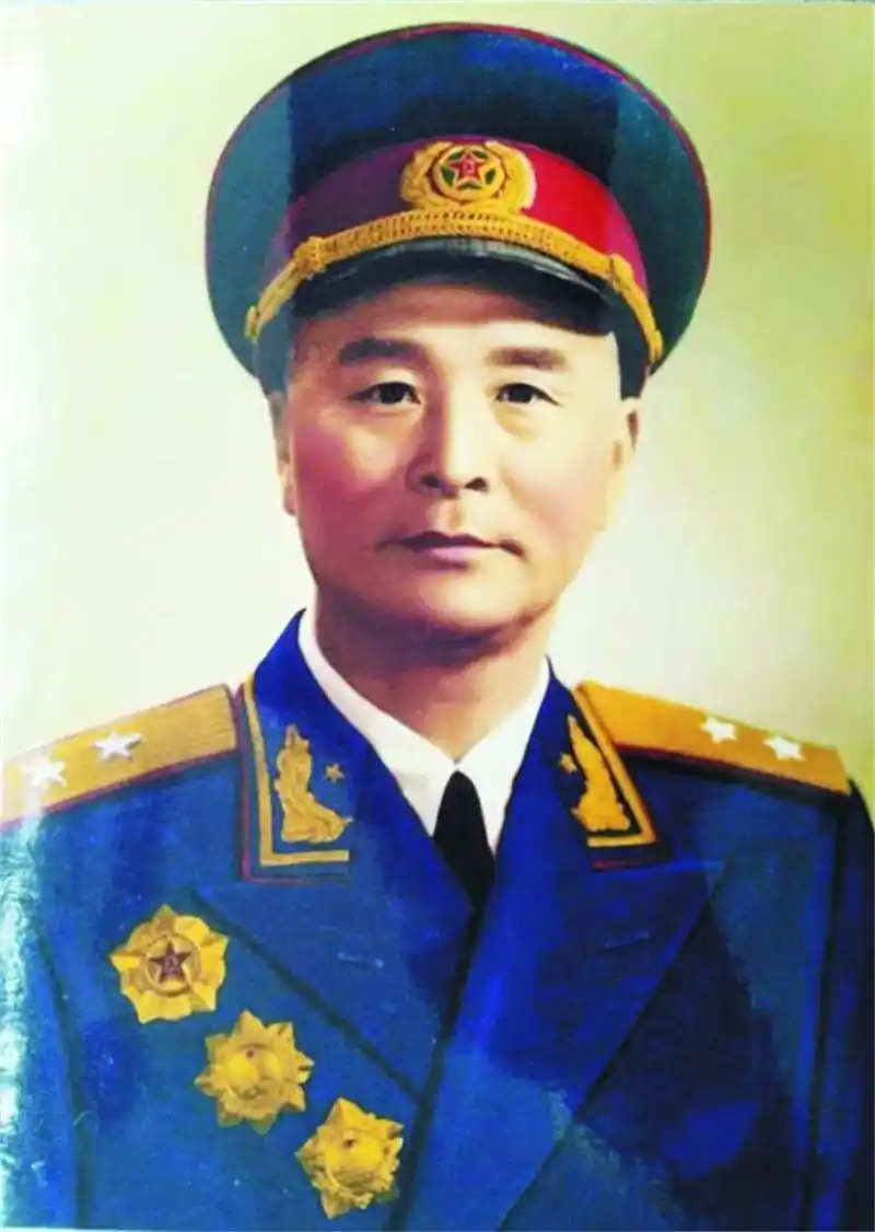 开国大将徐海东,一家66口人惨遭杀害,他到底做了什么?