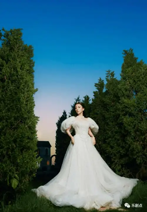 郭富城方媛疑补拍婚纱照,方媛被夸最幸福天王嫂吊打朱丽倩罗美薇_欧洲