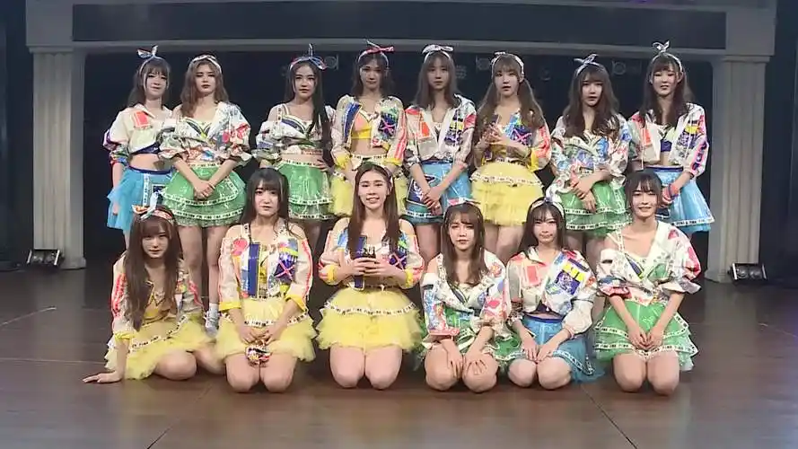ckg48出道在即 姐妹团snh48 team x送祝福