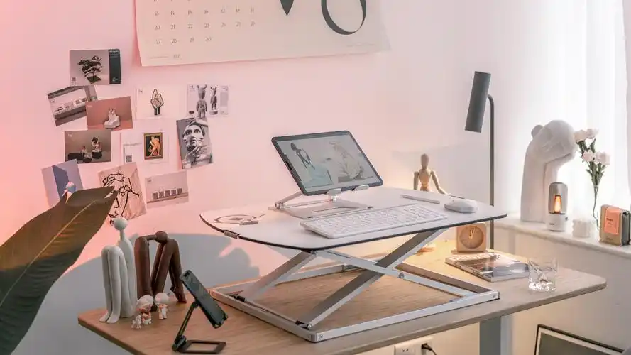 桌面落日夕阳韩系ins风女生办公书房布置