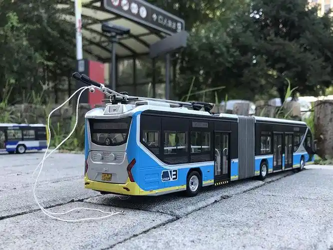 精绘收藏福田合金公交模型生日礼物男友车模