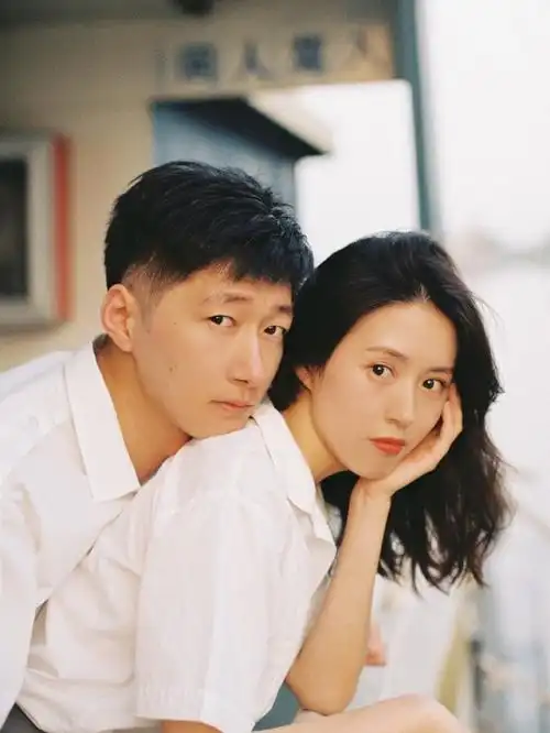 日系情侣胶片74夕阳下拍出甜蜜感的情侣照片