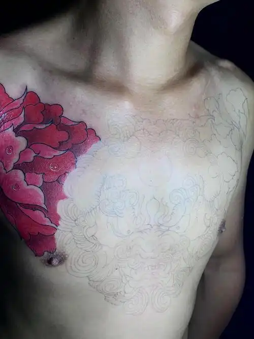 花胸 唐狮 牡丹 胸口 纹身 _纹身图案手稿图片_大伟的纹身作品集