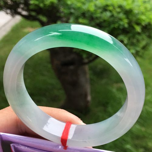 周大福翡翠玉手镯缅甸老坑冰种阳绿春彩紫罗兰贵妃细条圆条玉镯子女款