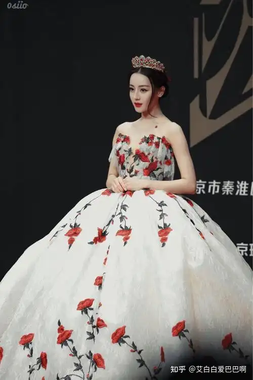 迪丽热巴有哪些圈粉瞬间?