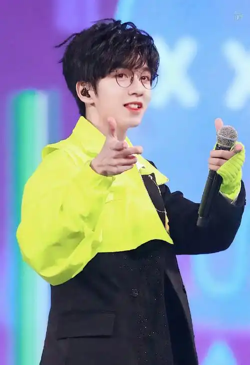 贺峻霖##贺峻霖 二代唯一all绿