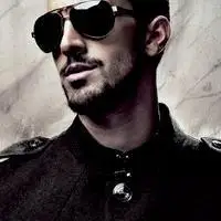 熟沧桑大叔男人头像有点胡渣好有男人味的样子