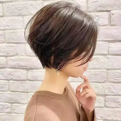 头发少的人适合什么发型适合发量少细软的短发