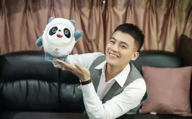 欧豪 酒窝战神#就是说 欧 豪 笑 起 来 露  出 酒 窝 尊 嘟 好 好 看