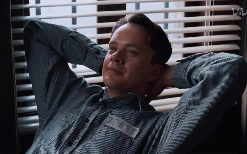 肖申克,没有救赎." it comes down to a simple choice.