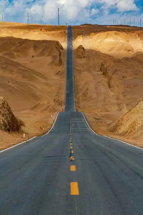 无人区波浪公路