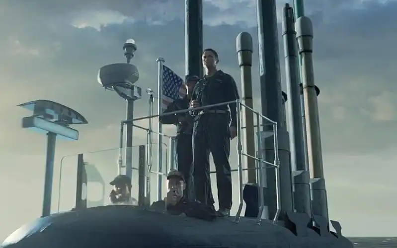 几分钟看完两国潜艇海底对战的电影《冰海陷落》