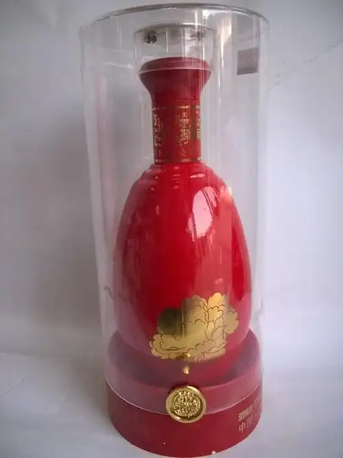 泸州老窖封藏老酒透明装红瓷52度浓香型白酒正品价格实惠火爆批发