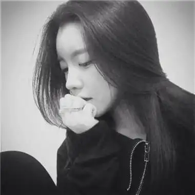 2021最新女生最好看黑白头像图片  好看又伤感的黑白女生头像