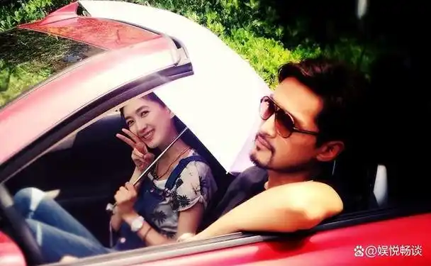 分手十五年后,薛佳凝对胡歌的态度,揭示张译盛赞她的原因