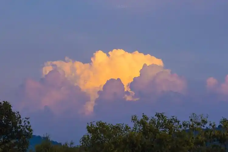 除了风没有别人知道 」 摄影 壁纸 云朵 天空