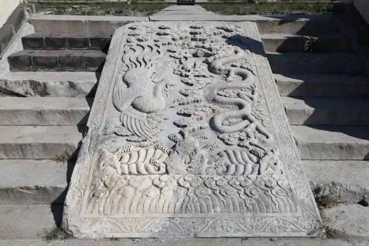 昭西陵隆恩殿前丹陛石