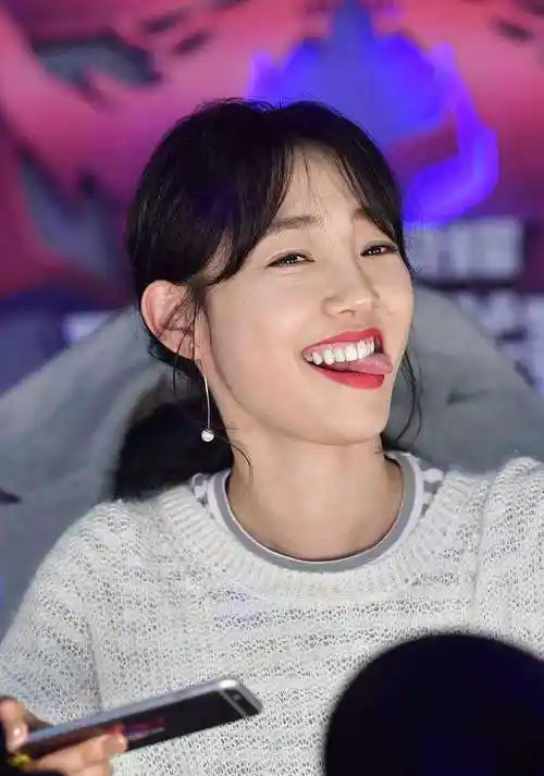 白百合太"魔性"?合作搭档从吴秀波到郑秀文,新片上档又成问题