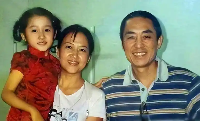 张末:目睹父亲张艺谋两次移情,我不想母亲的悲剧在自己身上重演_肖华