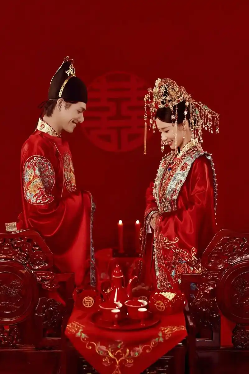 高贵典雅汉服婚服,端庄大气,富贵吉祥,汉服传统的中式嫁衣,经历岁月