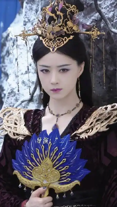 蒋欣超话片场拍摄花絮·即将解锁新皮肤95先睹为快一键查收心月葵