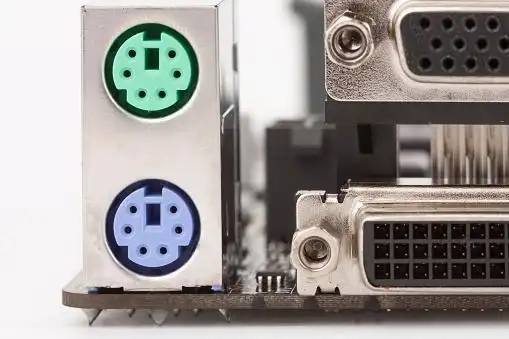 1,ps/2接口ps/2和vga接口一样,几乎是个人电脑的活化石,ps/2的命名