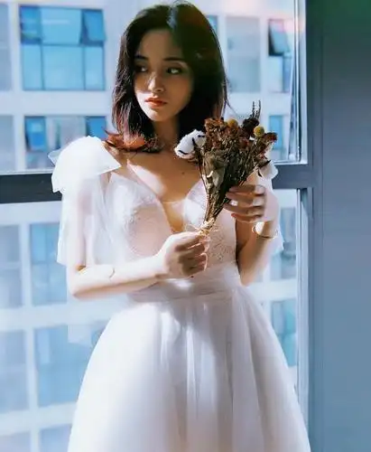 抖音柚子cici酱图片网红美妆美女柚子cici酱性感写真生活照