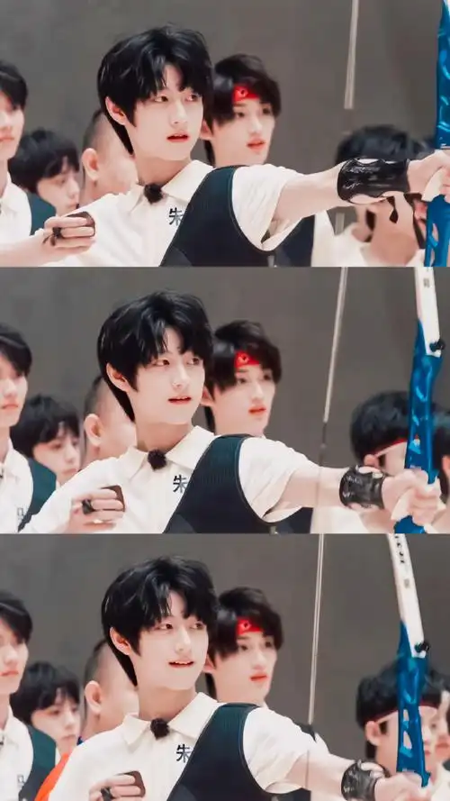 员朱朱@tf家族-朱志鑫自截自修|动图&三格壁纸&单图(不是连续帧喔)