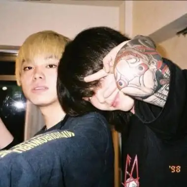 高清超酷的嘻哈男生真人头像图片