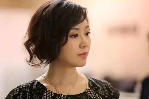 娱乐 电视 内地剧 / 正文由闫妮,张嘉译首次合作的电视剧《一仆二主》