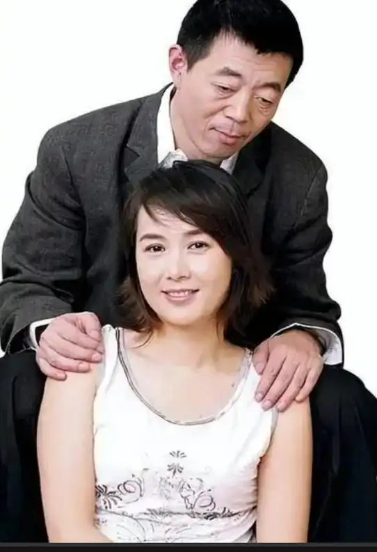 婚姻名存实亡?蒋雯丽:隐忍丈夫偷吃20年,56岁因新剧饱受争议