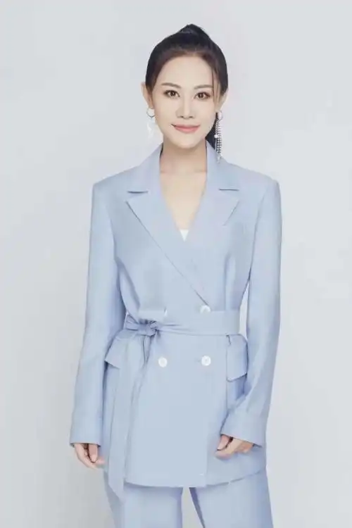 张信哲,方锦龙,梦然等助阵龙南市第五届旅游文化节开幕式暨撤县设市两