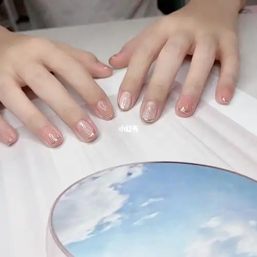 短款美甲简约百搭